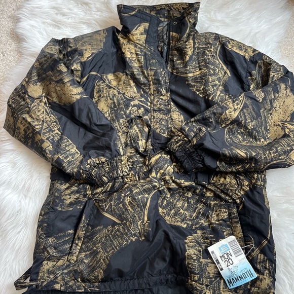 Chic Black and Gold Jacket - Picture 1 of 10
